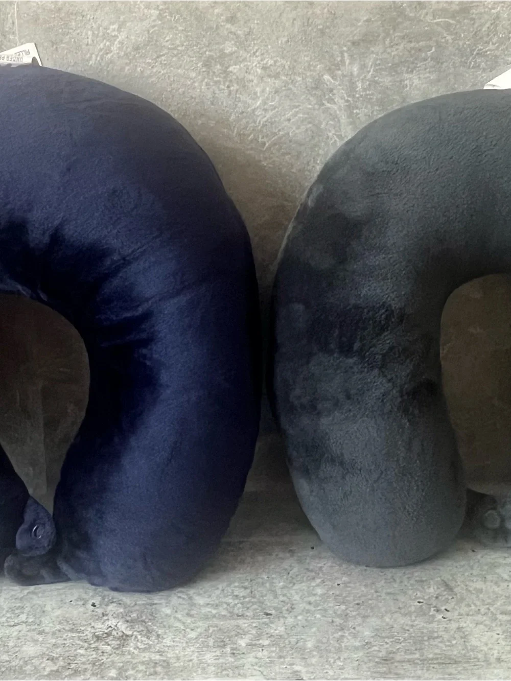 Plush Travel Neck Pillow in Black and Navy - Wolf Manufacturing